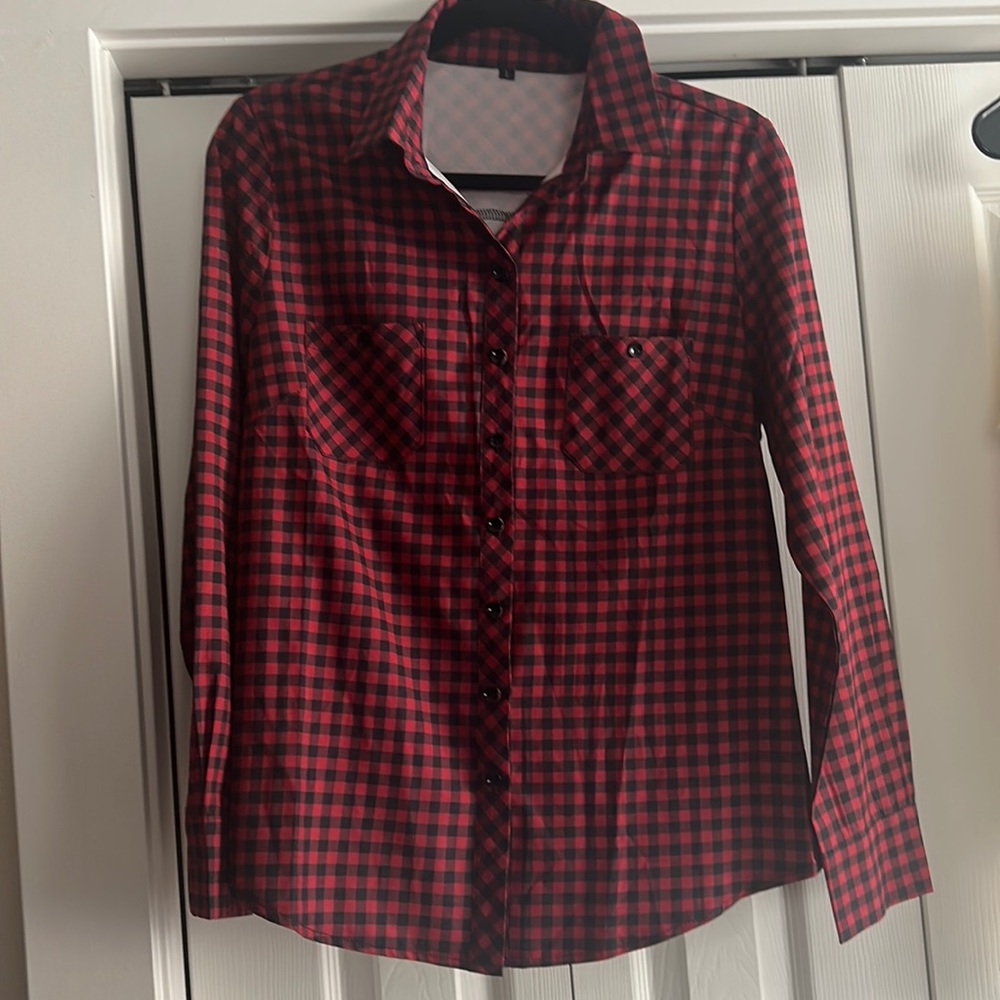 Silky plaid long sleeve with see through lace skull on back